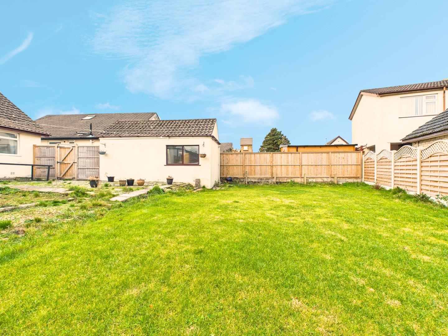 77 Hest Bank Lane, Lancaster LA2 6BS